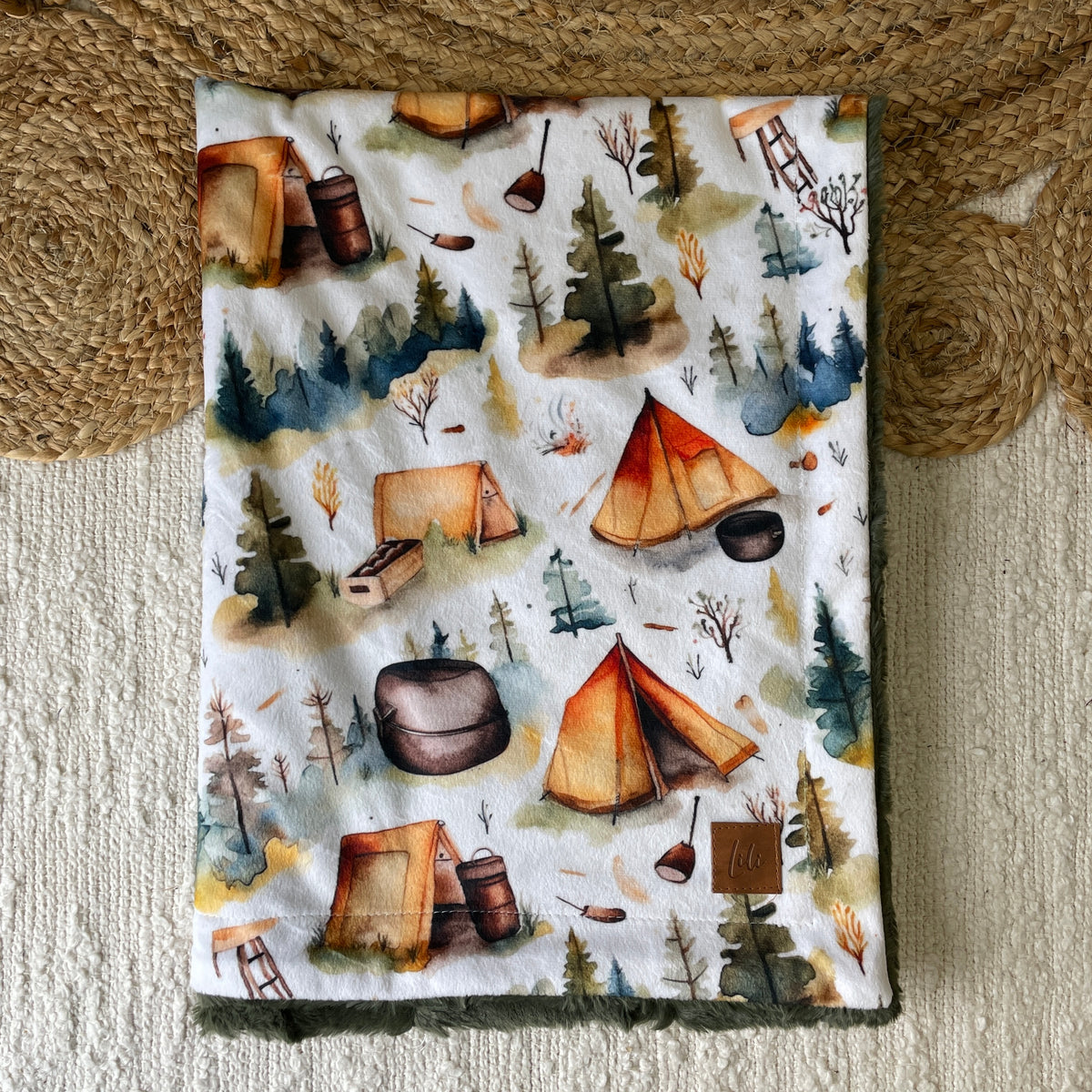 Simple comforter ready to go | Rustic campsite [Minky/Faux Fur]