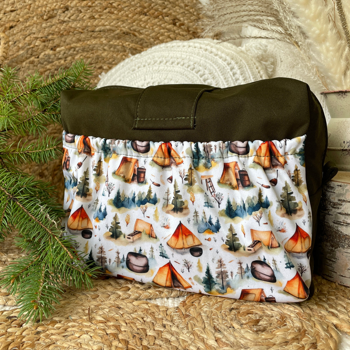 Waterproof LiliPOD bag | Rustic campsite