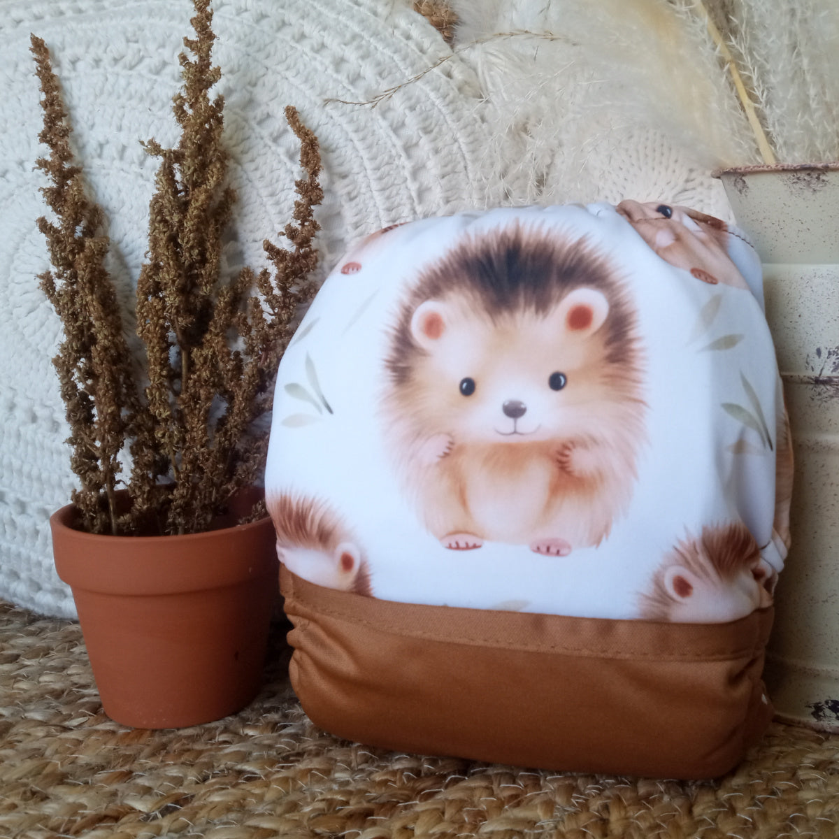 Cloth Diaper | NEWBORN size | Cute hedgehogs (wrap)