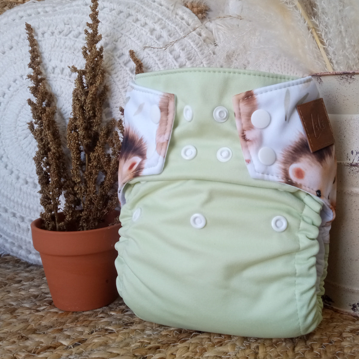 Cloth Diaper | NEWBORN size | Cute hedgehogs (wrap)