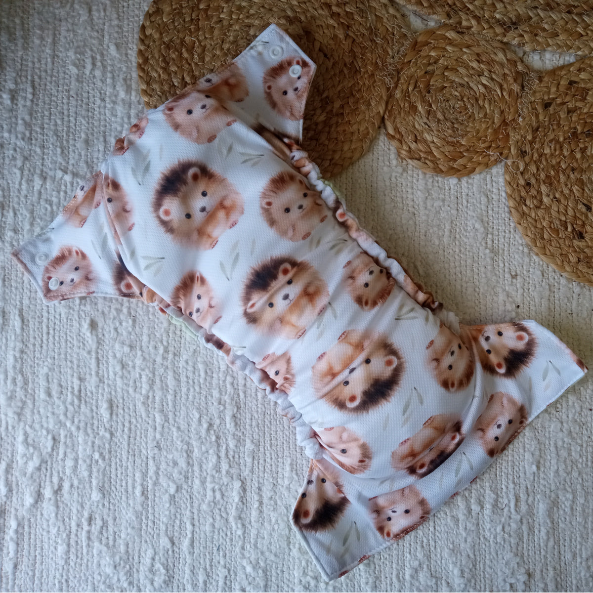 Cloth Diaper | One size Scrappy-wrap | Cute hedgehogs