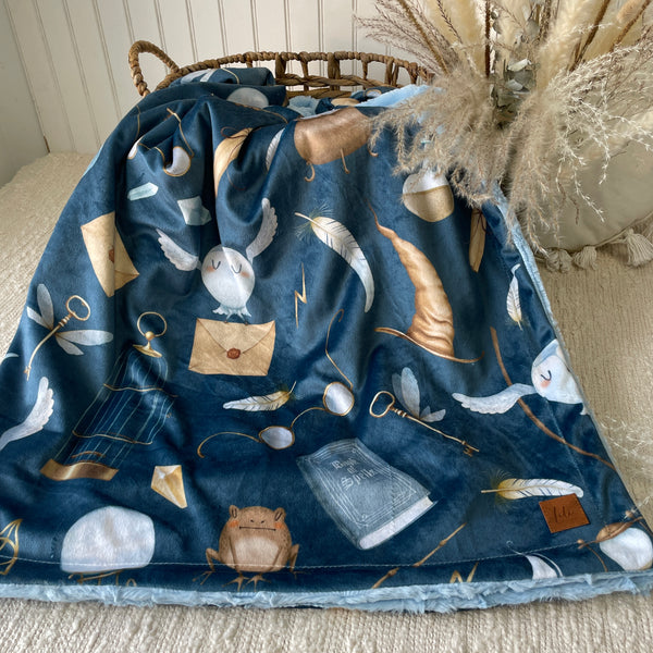 Double comforter ready to go | Wildcraft University [Minky/Faux Fur]