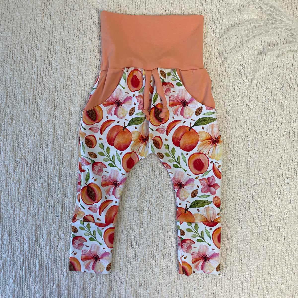 Créations M3 | Grow-with-me jogger | Tropical peach (ready-to-go)