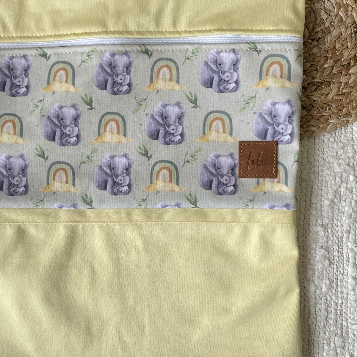 Hanging waterproof bag | Baby Elephant