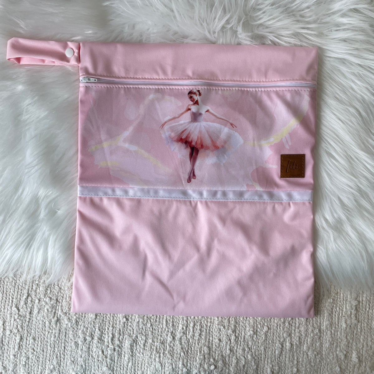 Hanging waterproof bag | Ballerina