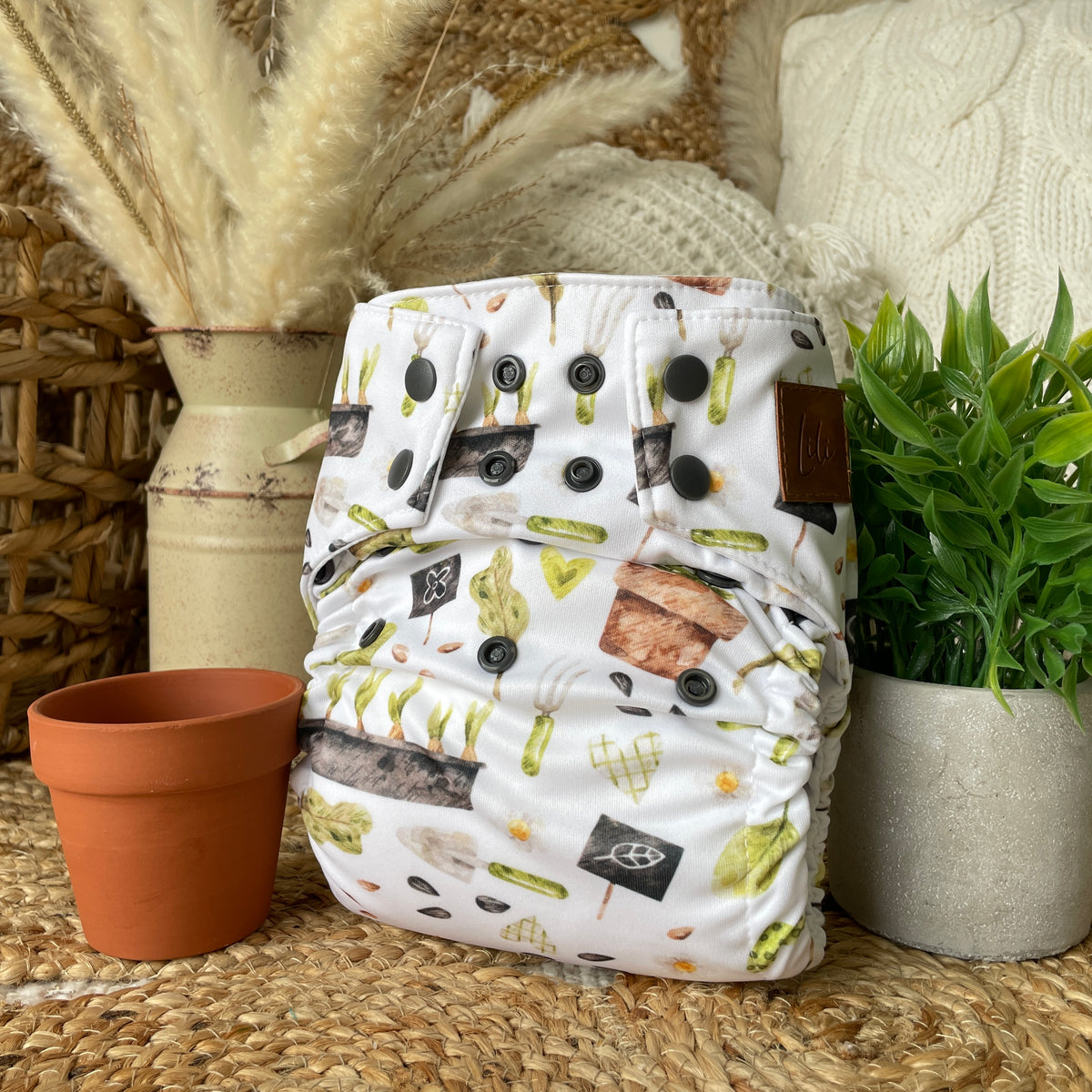 Cloth Diaper | One size | Pat gardens (full print)