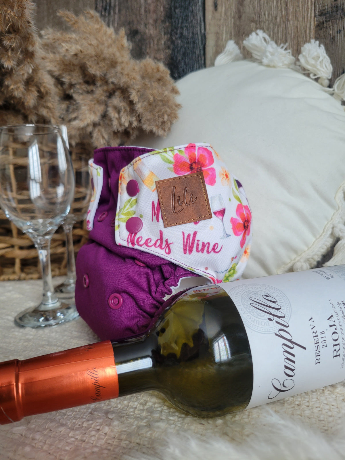 Cloth diaper | one size | Mama needs wine (ready to go)