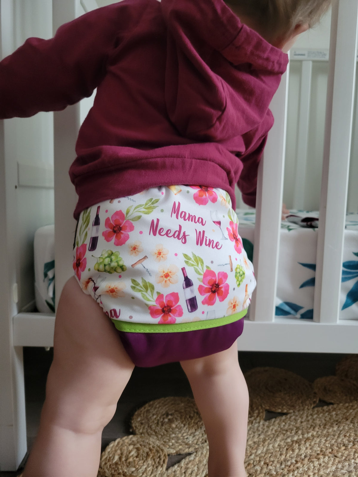 Cloth diaper | one size | Mama needs wine (ready to go)